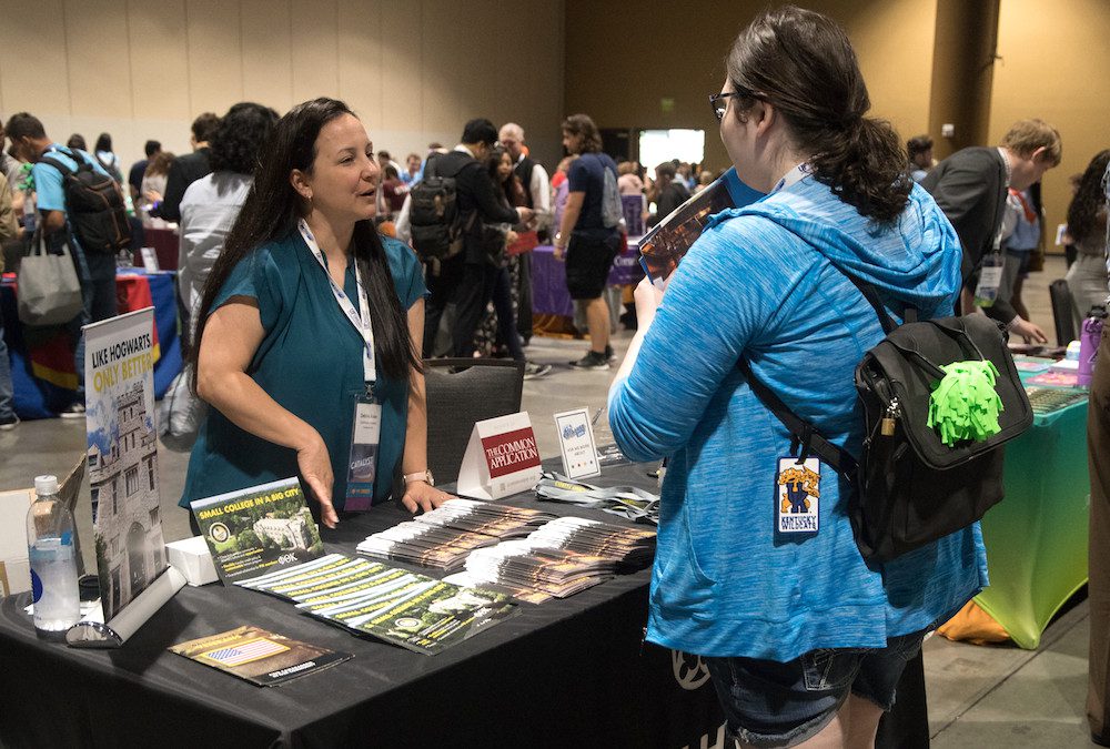 students at transfer fair